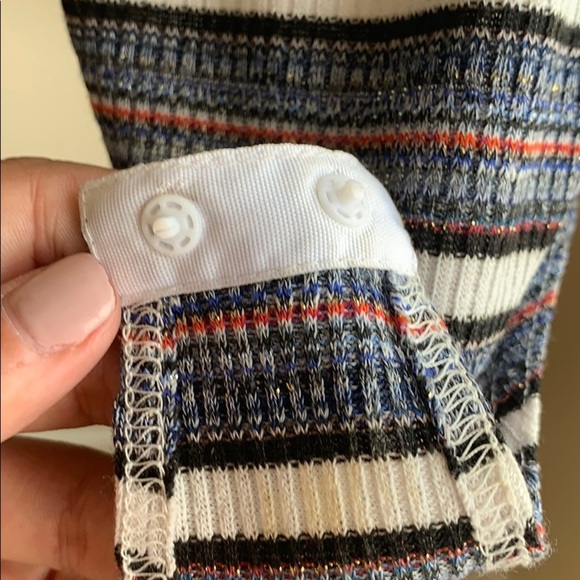 Blush Noir Turtleneck bodysuit - Picture 5 of 6